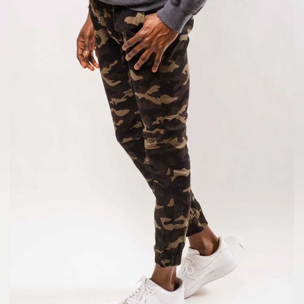 Brooklyn clothing Men’s Joggers, Size-XL, Color-Camo